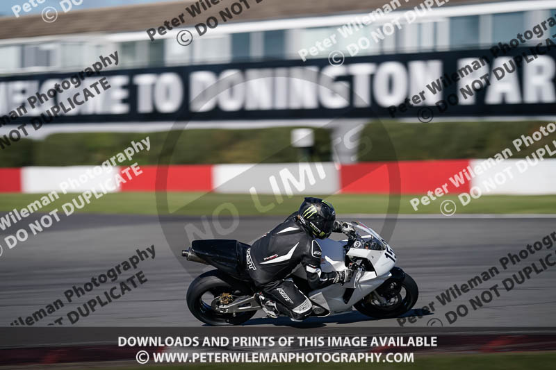 donington no limits trackday;donington park photographs;donington trackday photographs;no limits trackdays;peter wileman photography;trackday digital images;trackday photos